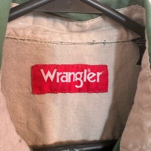 Rare Army Green Wrangler Button Down Shirt • Band Merch • Medium • DIY